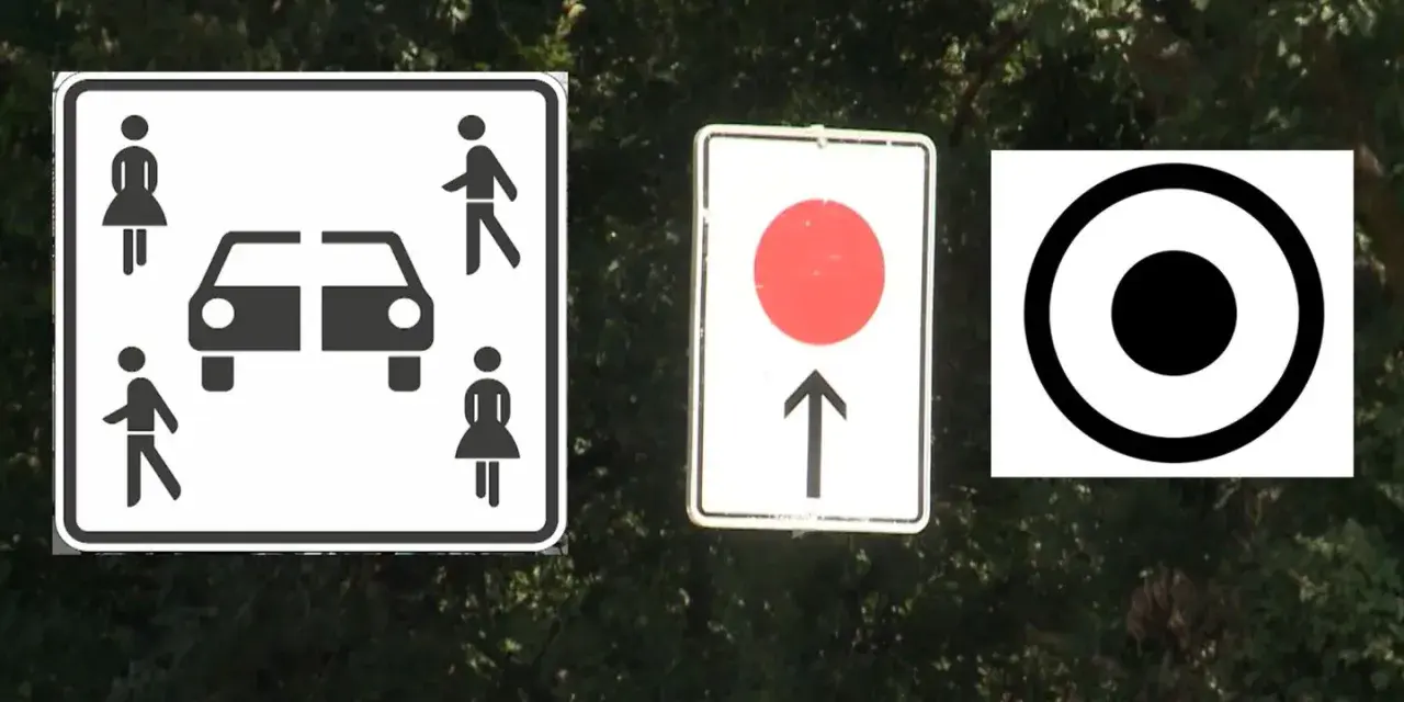 Drei neue Verkehrsschilder: Parkplatz mit Fußgängern, Einfahrt verboten mit rotem Kreis und ein Zielzeichen.