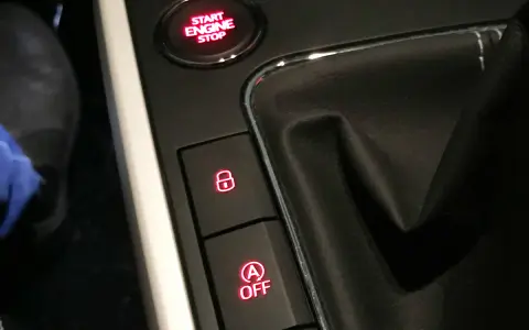 Start-Stopp-Automatik im VW Tiguan deaktivieren? Hier ist der Knopf dafür.