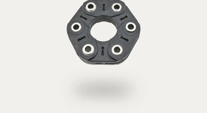 Eine defekte Hardyscheibe kann zu Vibrationen und Geräuschen führen. Dieses Bild zeigt eine neue Hardyscheibe.
