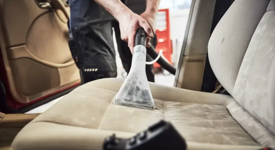 Professionelle autositze reinigen dampfreiniger für ein makelloses Ergebnis.