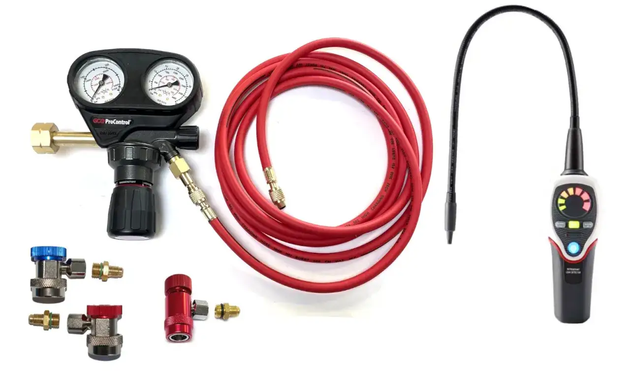 Werkzeugset zur Lecksuche an Klimaanlagen: Manometer, Schlauch, Detektor und Adapter. Hilft bei der Diagnose einer klimaanlage undicht.